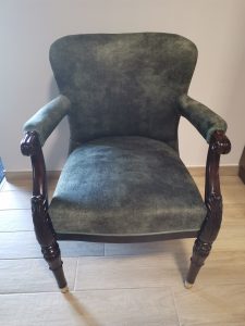 kárpitozott antik szék